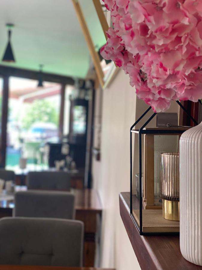 Aparthotel Riva ザビエルチェ エクステリア 写真